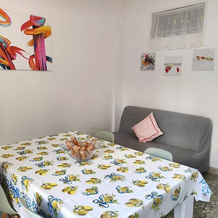 Eleonora's House